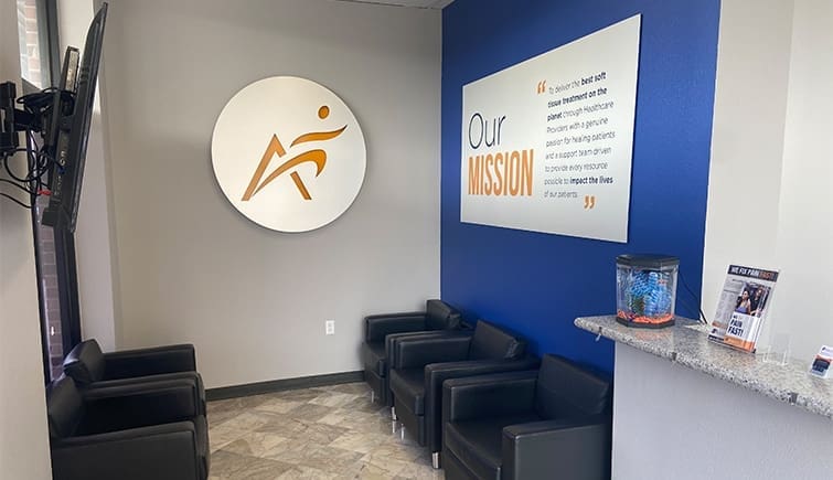 The lobby of Airrosti Lake Houston