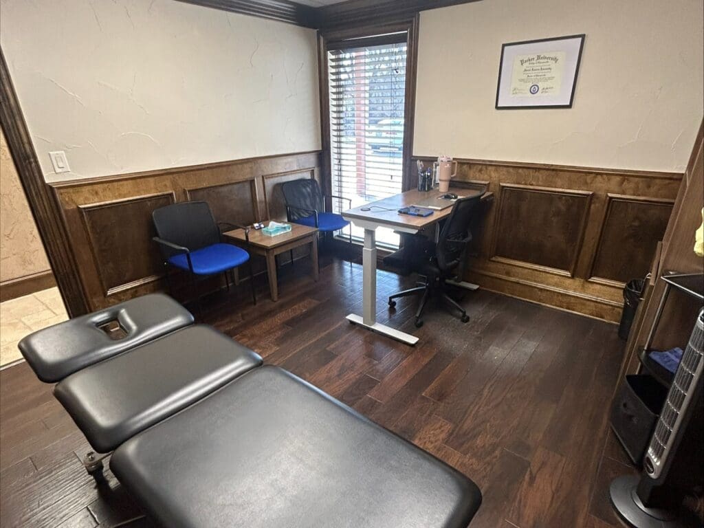 treatment room at Airrosti Lake Worth