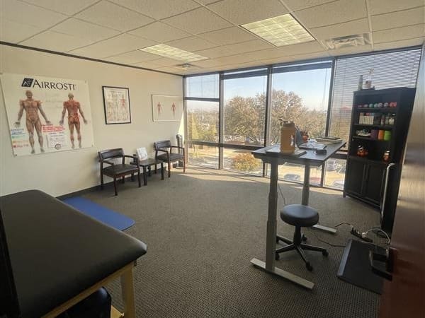 Recovery Room at Airrosti North Dallas