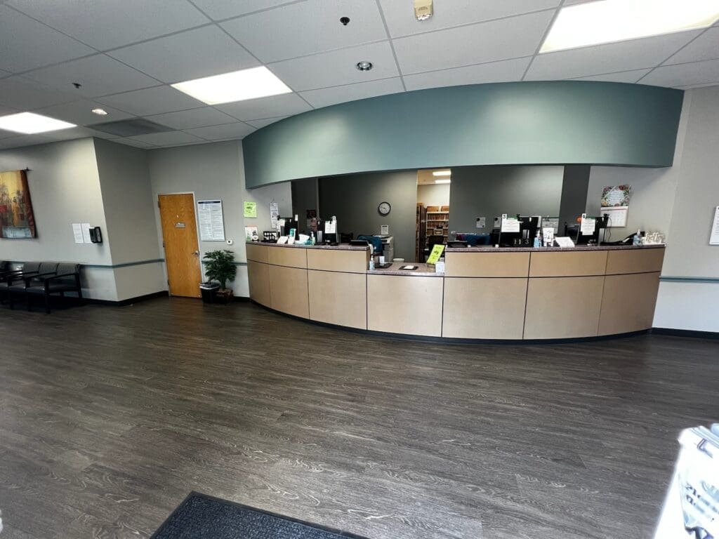 a view of the front desk at Airrosti Rowlett.