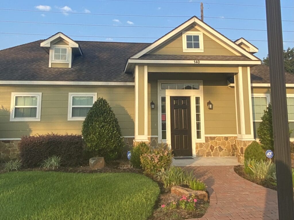 Exterior view of Airrosti Spring-Klein practice