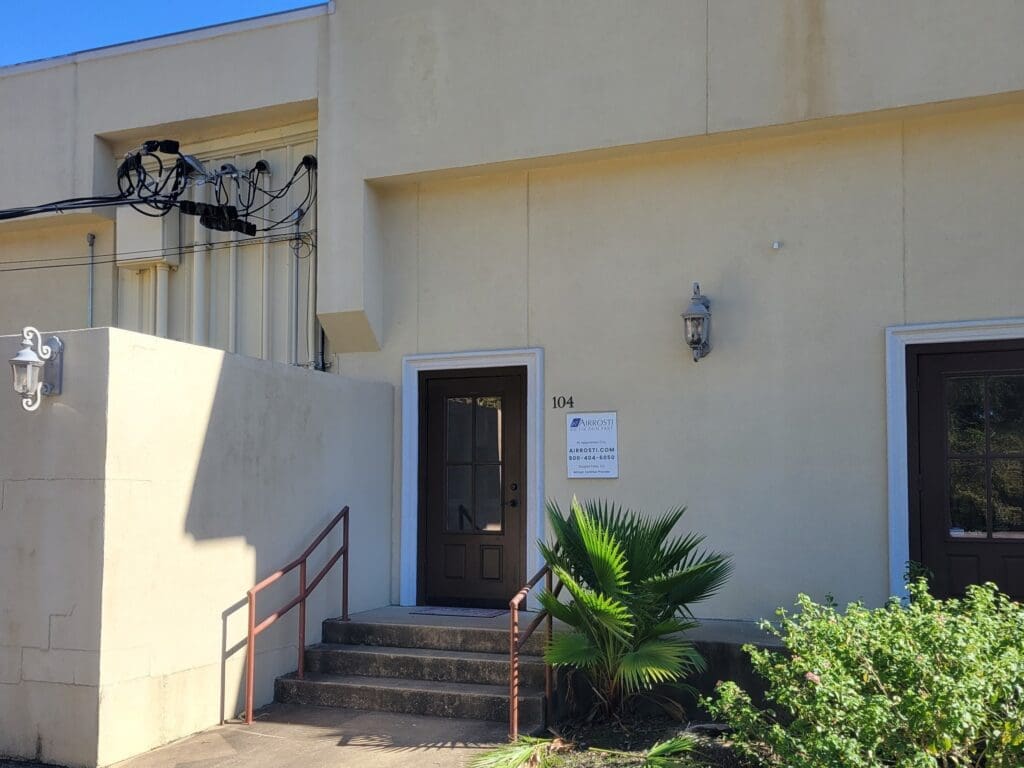 The exterior front door at Airrosti Nacogdoches