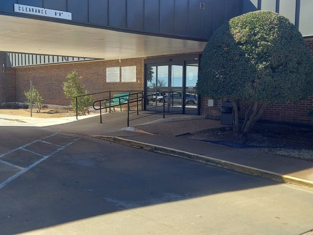Exterior entrance panned out at Airrosti Wichita Falls
